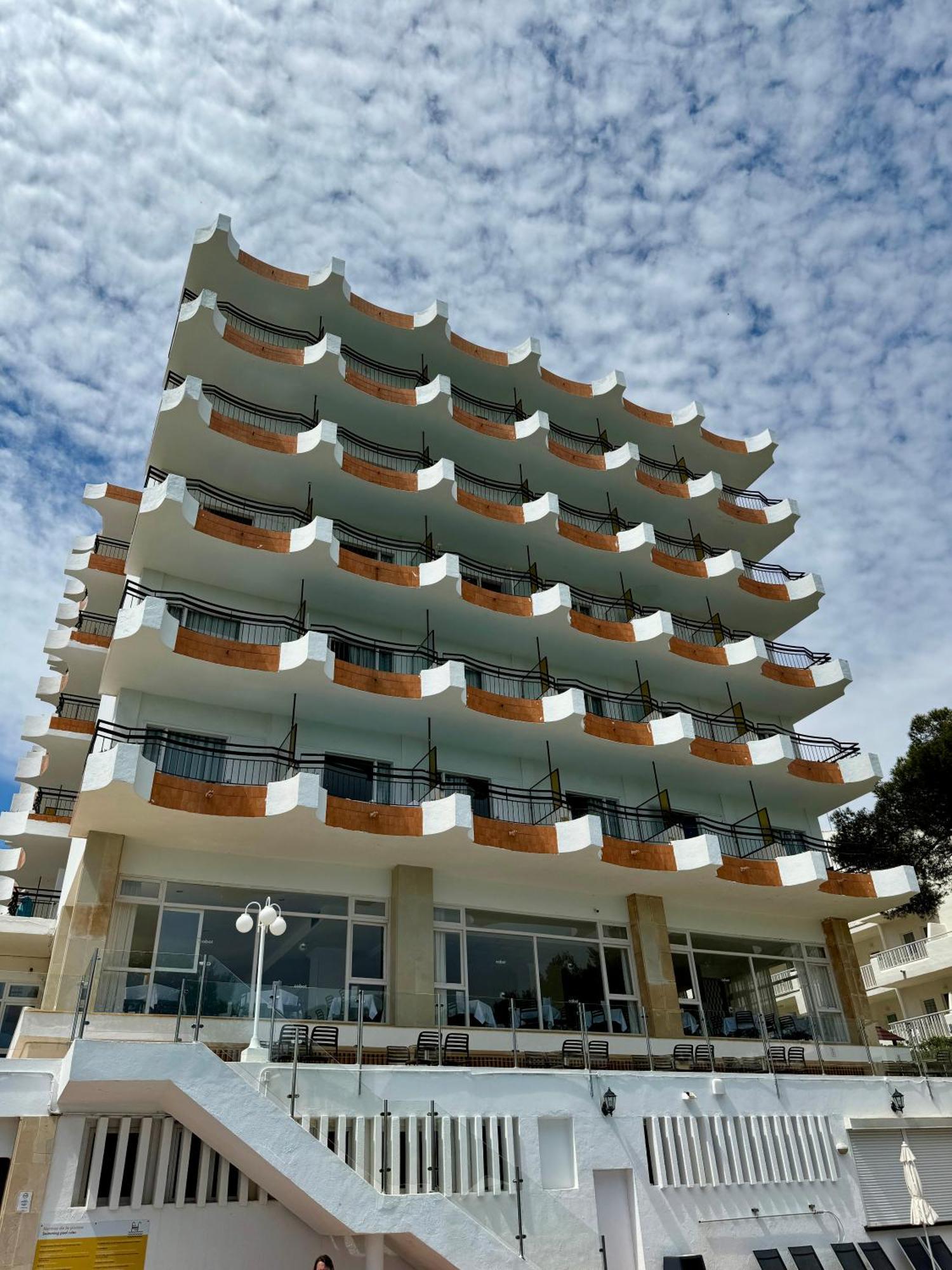 Cabot Cala Ferrera Hotell 3*