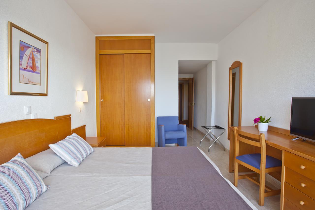 Cabot Cala Ferrera Hotell 3*